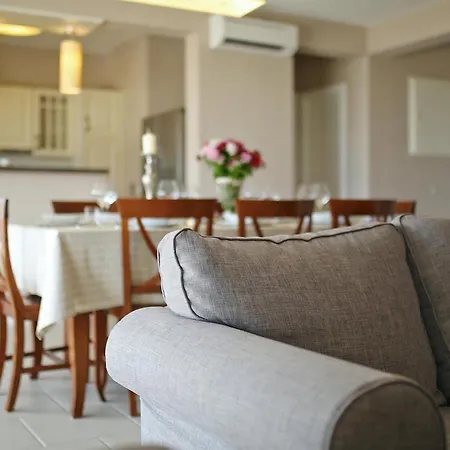 בית נופש Babudri *