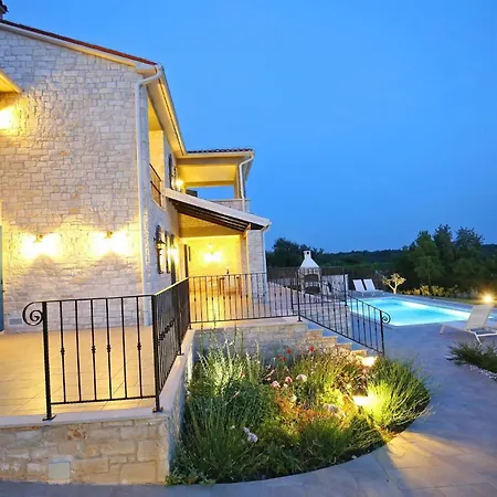 Babudri Holiday home