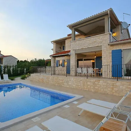 Babudri Holiday home *